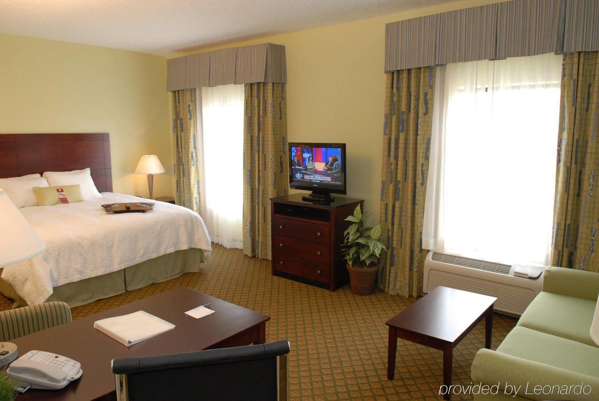 Hampton Inn & Suites Orlando-South Lake Buena Vista Киссимми Номер фото